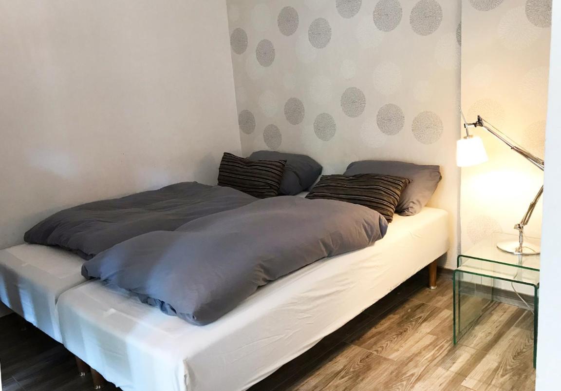 Designer Central Apartment With Terrace & Free Parking Berlin Exterior photo